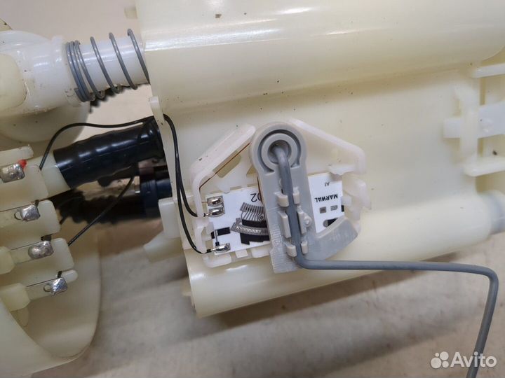 Насос топливный электрический Volvo S40 / V40