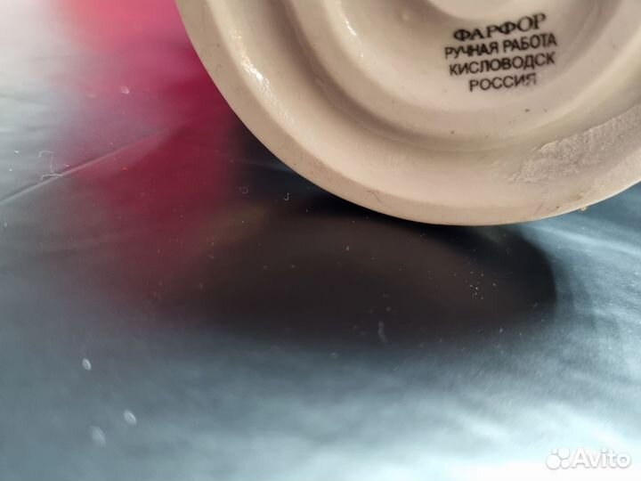 Доктор фарфор статуэтка