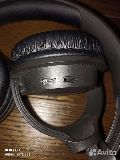 Беспроводные наушники jbl tune 520bt