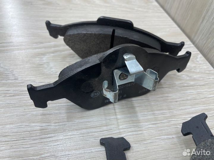 Колодки тормозные передние Ford Fusion 1.4 2002