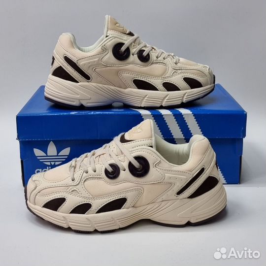 Кроссовки женские Adidas Astir