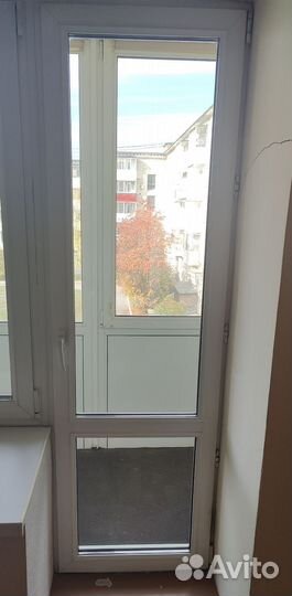 Дверь пвх бу с коробкой