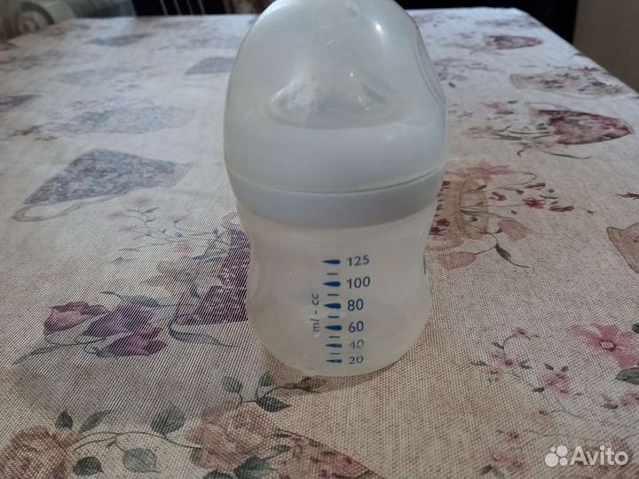 Бутылочки для кормления avent
