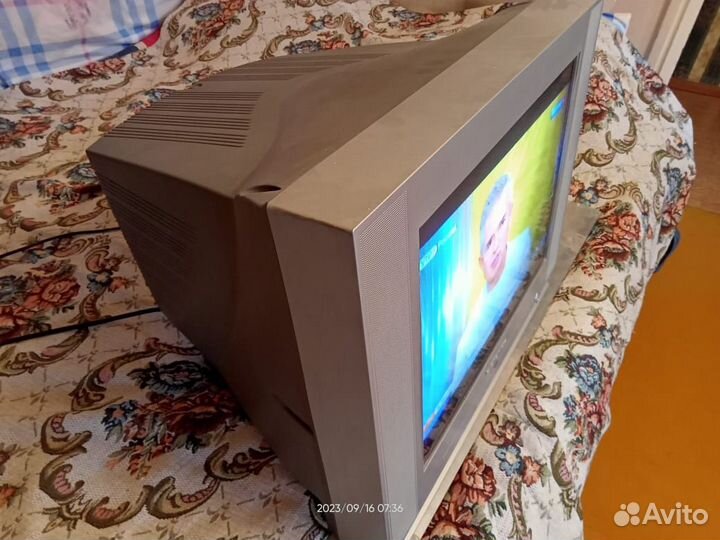 Кинескопный телевизор