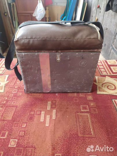 Ящик рыбацкий