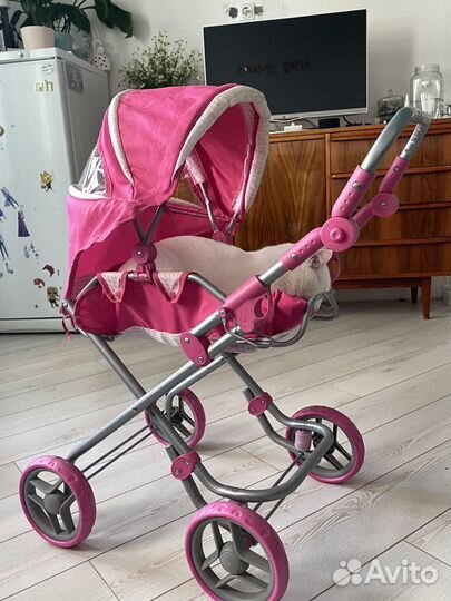 Игрушечная коляска