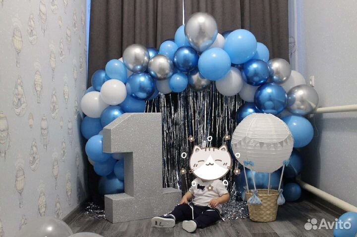 Воздушный шар с корзиной