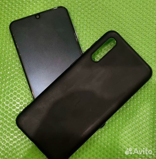 Samsung Galaxy A50, 4/64 ГБ