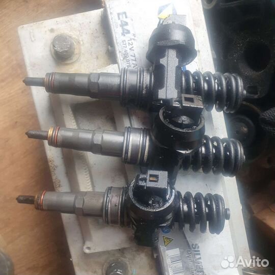 Насос форсунка VAG Volkswagen Skoda audi seat ford