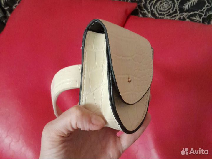 Ремень с поясной сумочкой