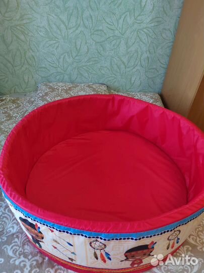 Сухой бассейн с шариками