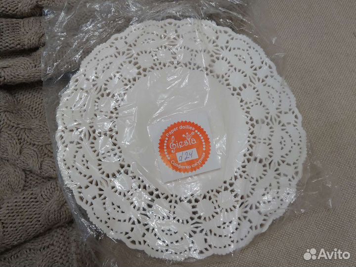 Салфетки ажурные, декор на свадьбу