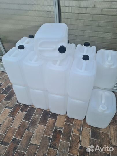 Канистра пластиковая 20 литров