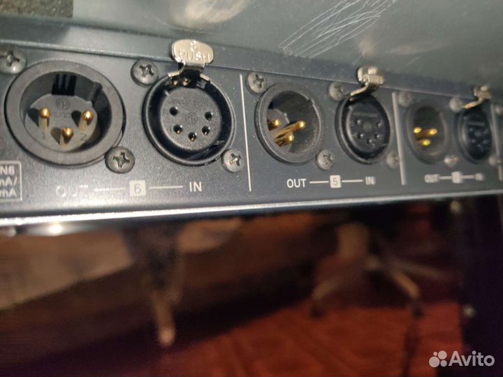 Фантомное питание AudioTechnica AT8546a-5P