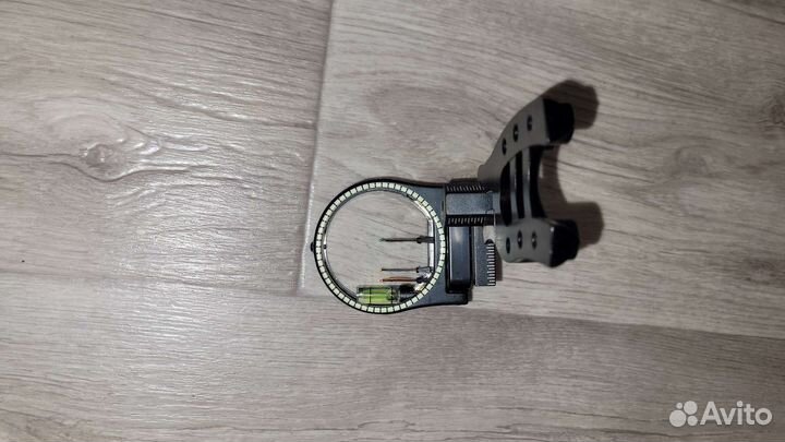 Прицел для блочного лука