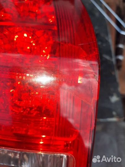 Фонарь задний левый toyota rav4