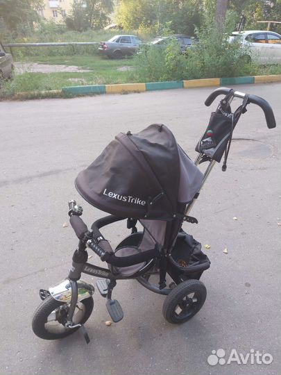 Детский велосипед с ручкой