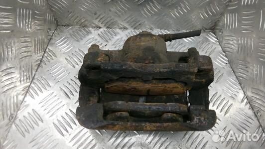 Суппорт тормозной передний правый nissan X-trail T