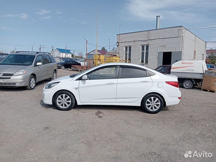 Hyundai Solaris 1.6 AT, 2013, 179 371 км