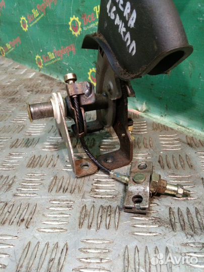 Рычаг стояночного тормоза Hyundai Elantra 1.6