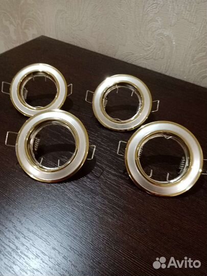 Светильник потолочный