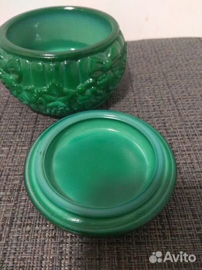 Шкатулка малахитовое стекло Чехословакия