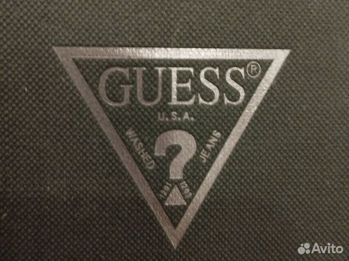 Коробки guess