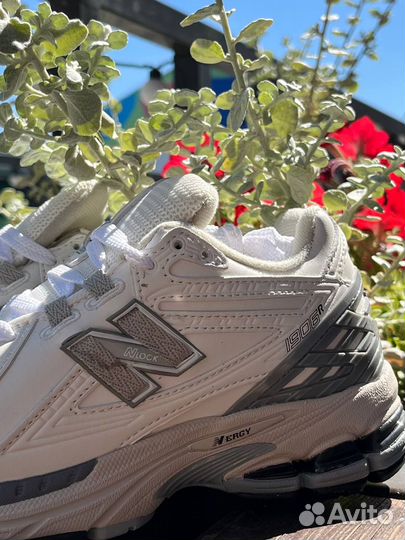 Кроссовки new balance 1906r
