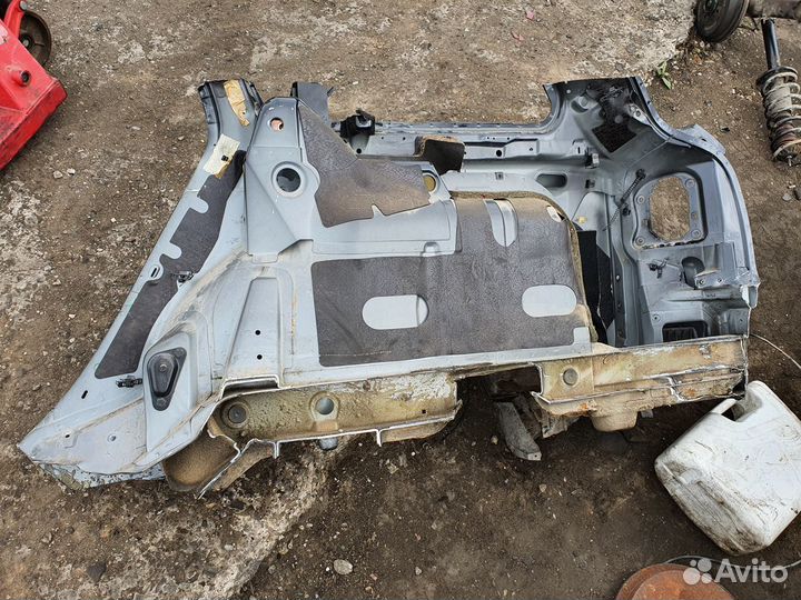 Крыло заднее правое audi a6 c5 avant ауди а6 с5