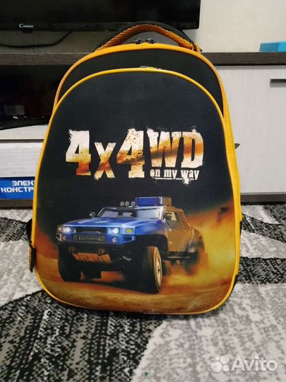 Портфель в школу