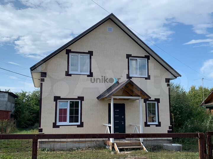 Дом 94,7 м² на участке 6 сот.