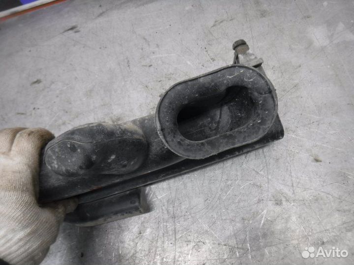 Резонатор воздушного фильтра Opel Astra H Z18XER