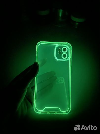 Продам чехол на iPhone 11, новый