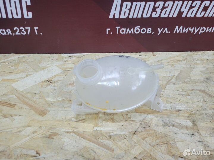 Бачок расширительный Renault Logan