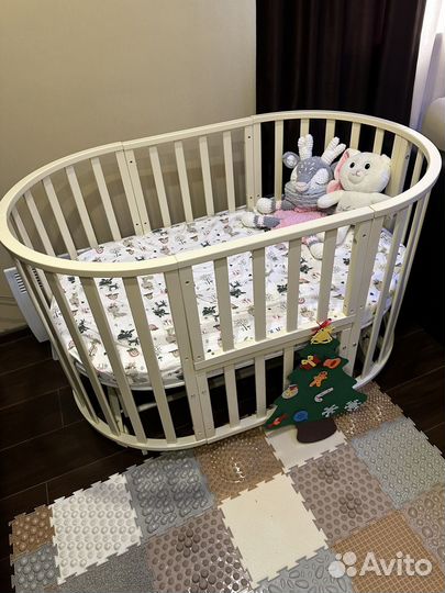 Детская кроватка трансформер с маятником