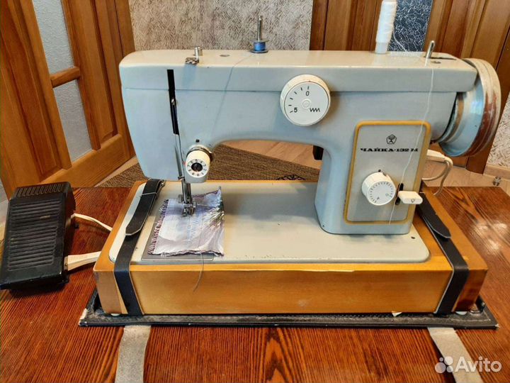 Швейная машина Чайка-132М бу