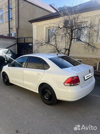 Volkswagen Polo 1.6 AT, 2015, 175 000 км