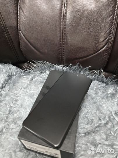 Samsung Galaxy S20+, 8/128 ГБ