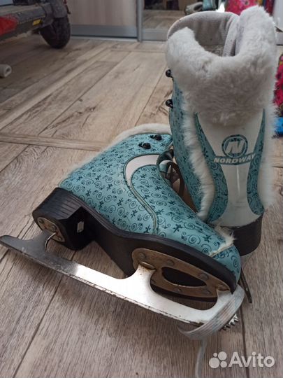 Коньки фигурные 38 размер