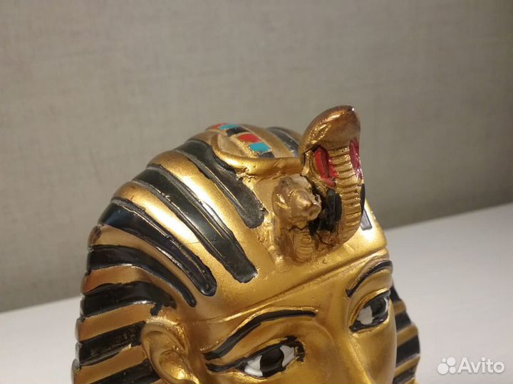 Фараон Тутанхамон. Бюст. Кальцит. 17x9,5x8,5