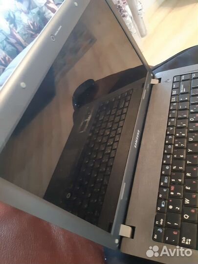 Ноутбук Samsung R428