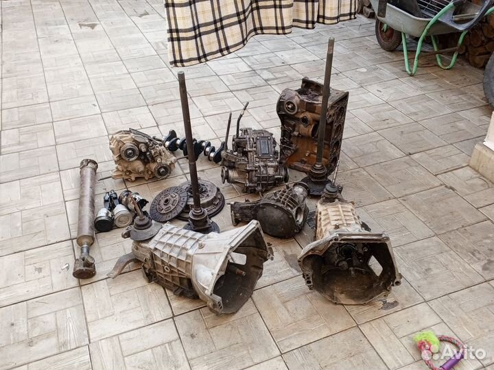 Запчасти на ниву и на копейку только коробка