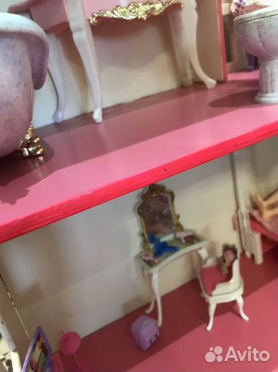 Домик кукольный