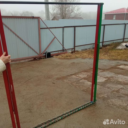 Турник напольный