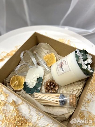 Подарочный набор ароматических свечей