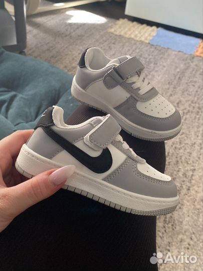 Кроссовки nike air jordan 1 детские