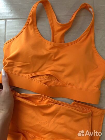 Спортивный костюм женский