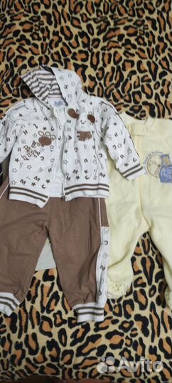 Костюмчики, штанишки, футболки, песочники