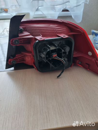 Фонарь задний левый Volkswagen Passat b7