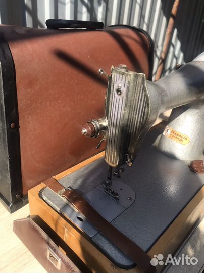 Швейная машина подольск ручная